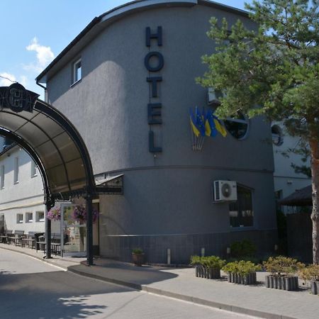 Hotel Galaktika Vynnyky Exteriör bild